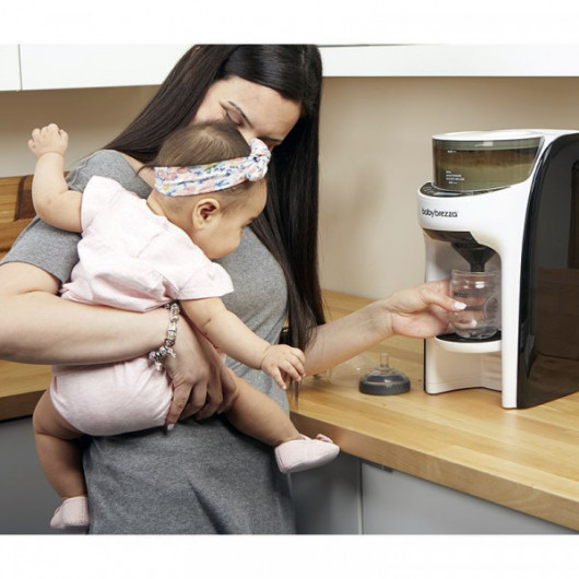 Pack Babybrezza : Préparateur de biberons Formula Pro Advanced + Robot mixeur et cuiseur Maker Deluxe Blanc
