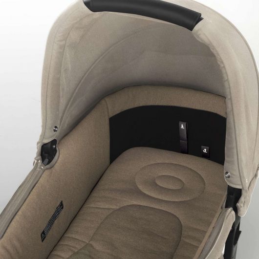 Poussette Muum 4 + nacelle Sweet + coque auto Koos iSize R1 - Jané - Desert